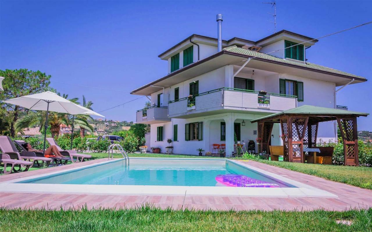 Gli Orti Di San Giacomo Bed and Breakfast Monteprandone Buitenkant foto